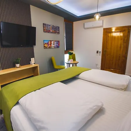 Rabbit Hole Superior Extension Hotel